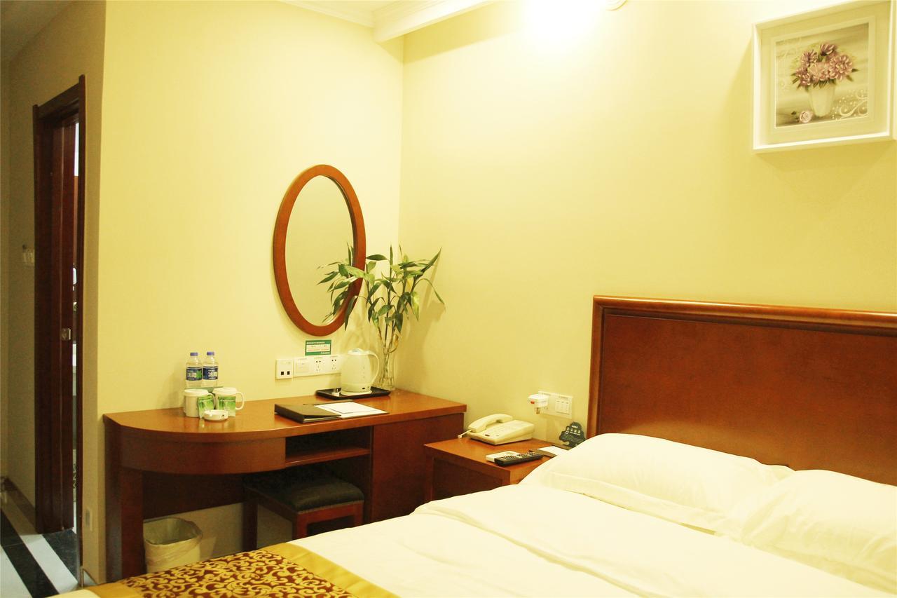 GreenTree Inn Tianjin Jinghai Jinqiao International Trade Center Bagian luar foto